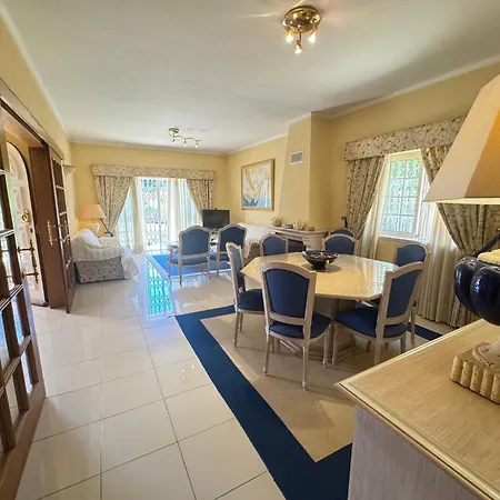 Palm Villa Holiday home